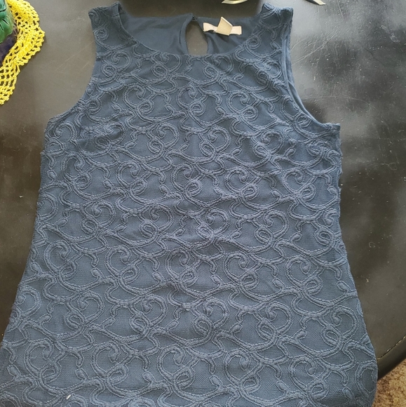 Tan Top - Picture 4 of 4